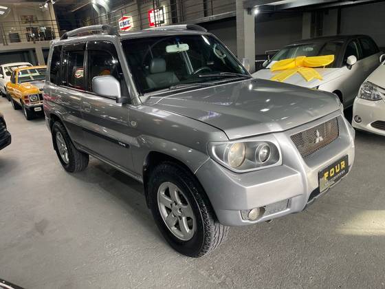 MITSUBISHI PAJERO TR4 2.0 4X4 16V 131CV GASOLINA 4P AUTOMÁTICO MITSUBISHI PAJERO TR4 2.0 4X4 16V 131CV GASOLINA 4P AUTOMÁTICO